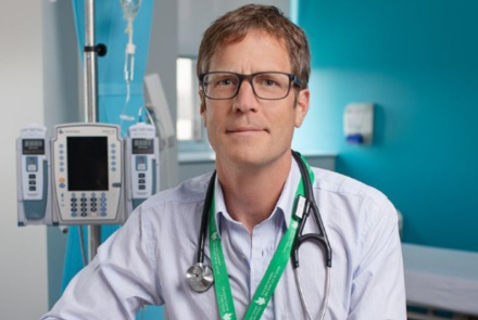 United by unique: How four Queen’s alumni and researchers are reshaping cancer care 