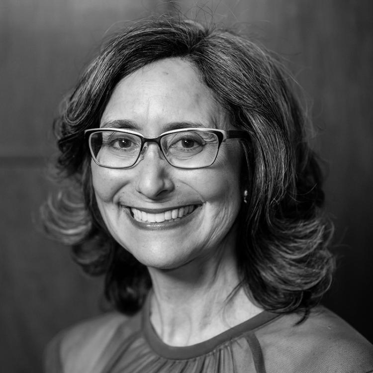 Dr.  Karen  Rudie