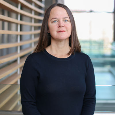 Dr. Karen Yeates
