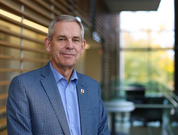 Dr. Stephen Archer appointed as C. Franklin and Helene K. Bracken Chair, School of Medicine