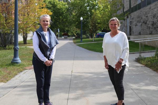 Cheryl Pulling and Joan Tranmer earn national nursing awards