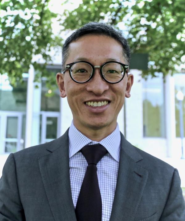 Dr. Kevin Woo earns two major research awards