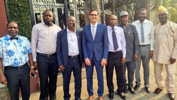 Queen’s partners on West African surgical education program