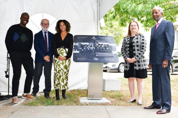 Queen's unveils plinth honouring Black medical students